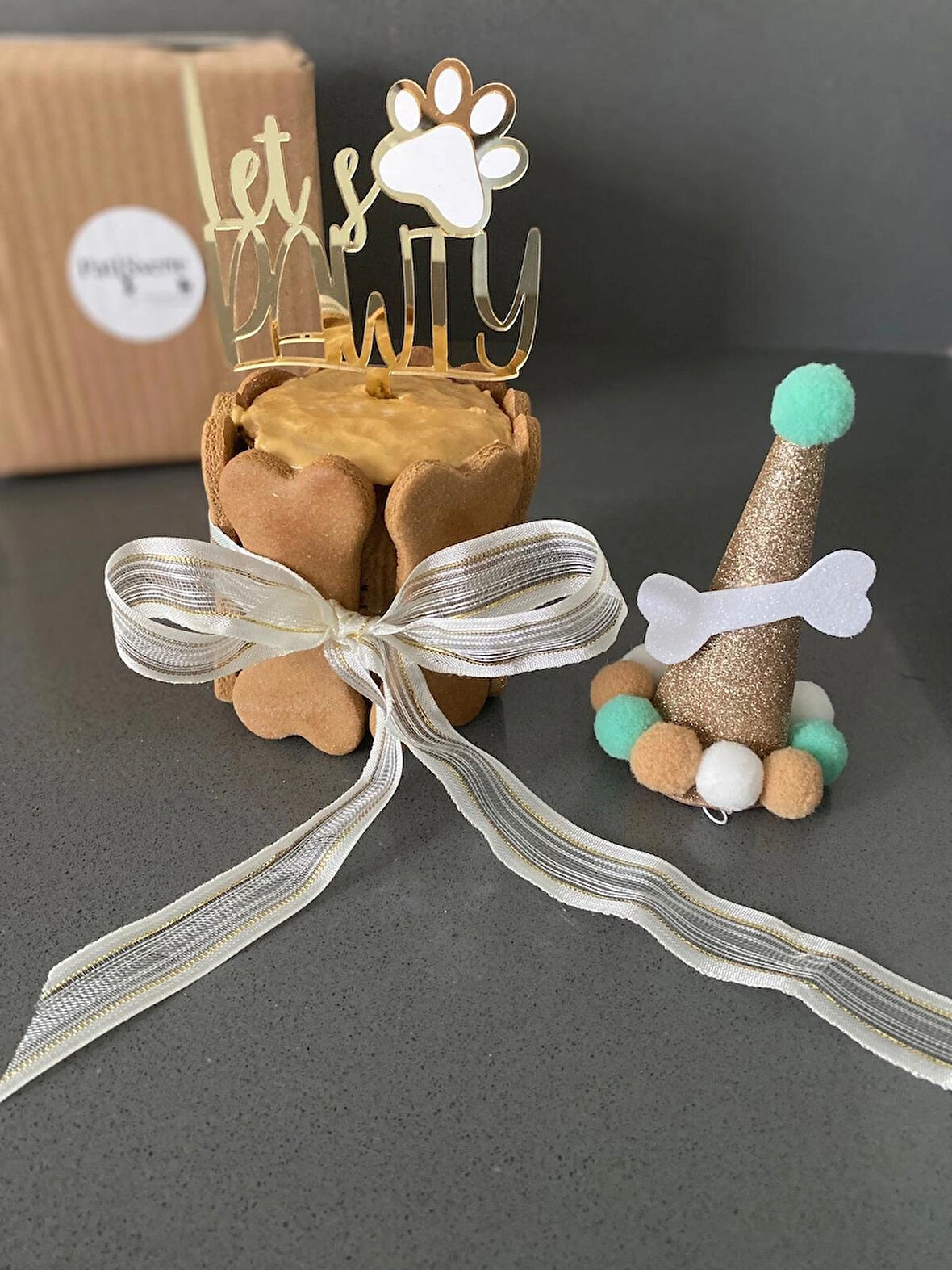 Köpekler Için Doğum Günü Seti-gold Paw Kit- Doğum Günü Pastası,pati Tasarımlı Süs,doğum Günü Şapkası