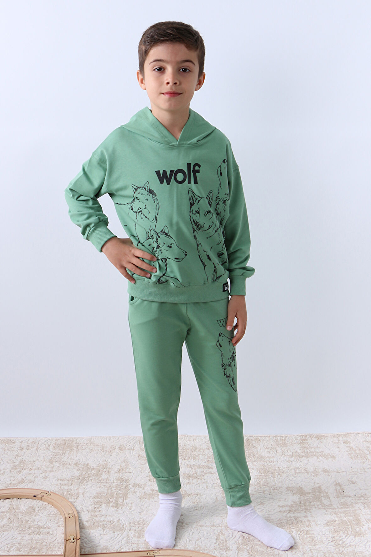 ERKEK ÇOCUK KAPŞONLU EŞOFMAN TAKIMI 4 MEVSİM WOLF BASKILI RİBANALI F12
