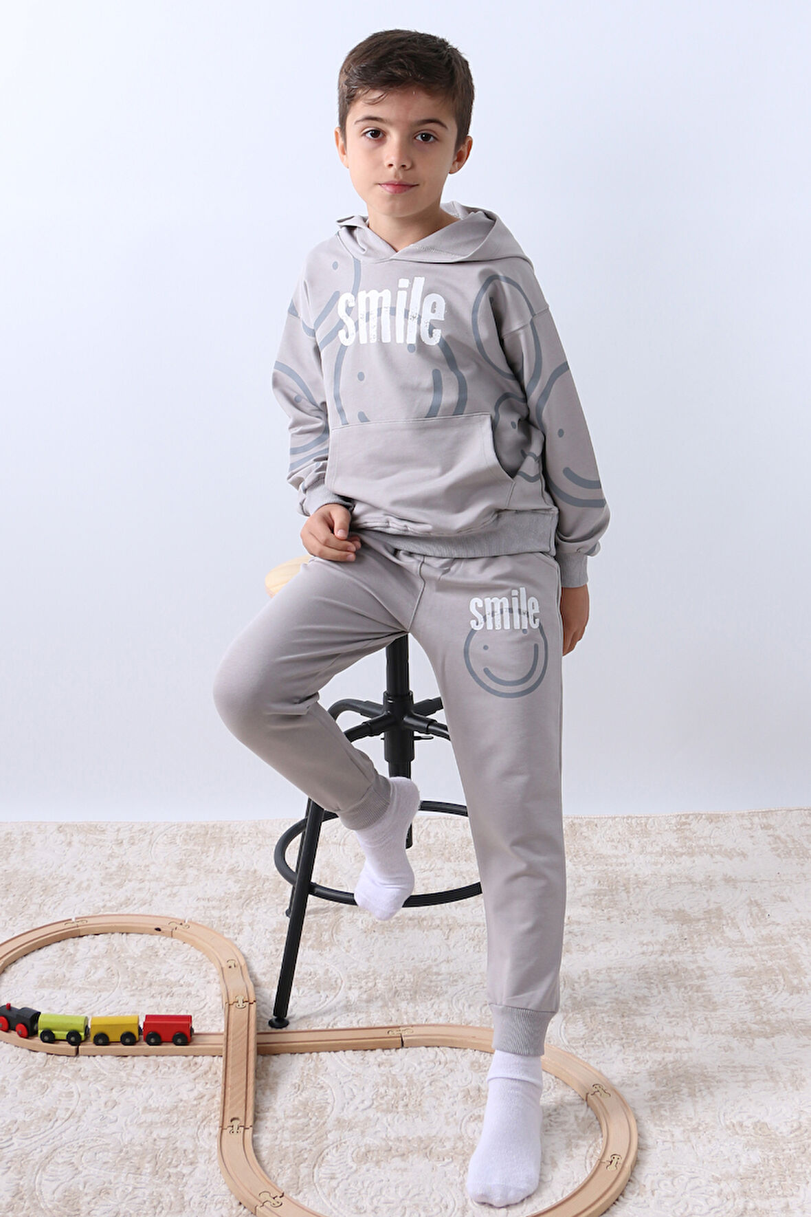 ERKEK ÇOCUK KAPŞONLU EŞOFMAN TAKIMI SMİLE BASKILI RİBANALI F11