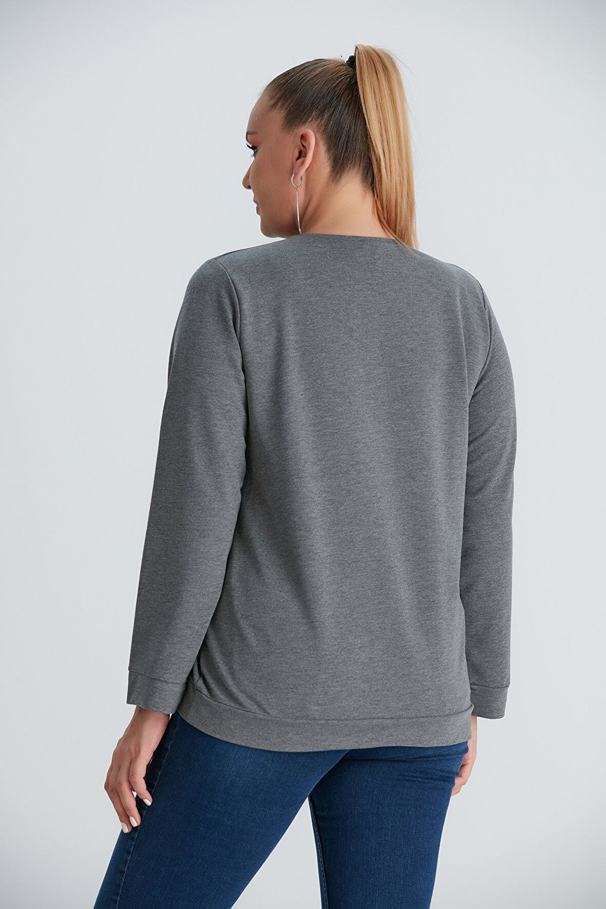 Baskılı Nakış Detaylı Büyük Beden Sweatshirt
