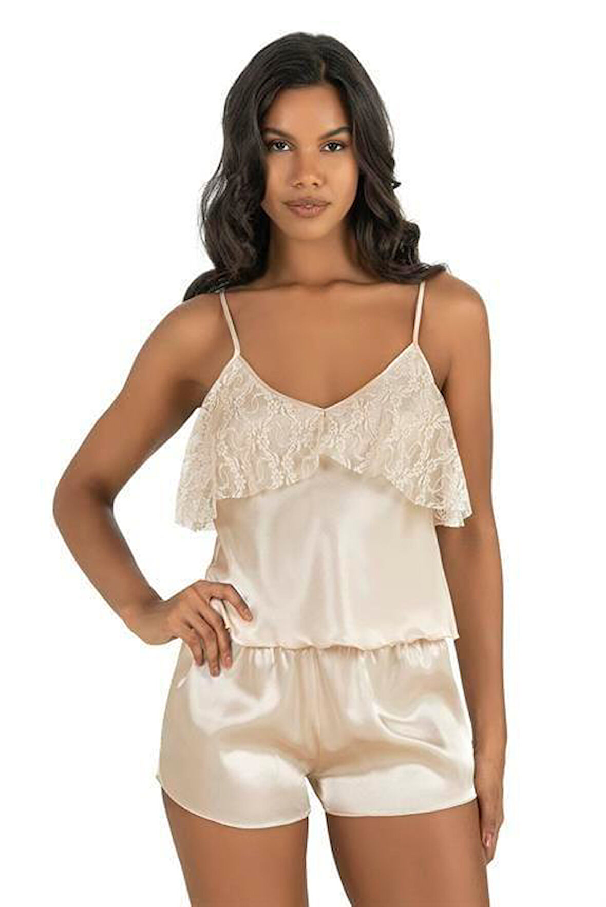 Aria's Closet Fildişi Saten Şort Takımı 9214