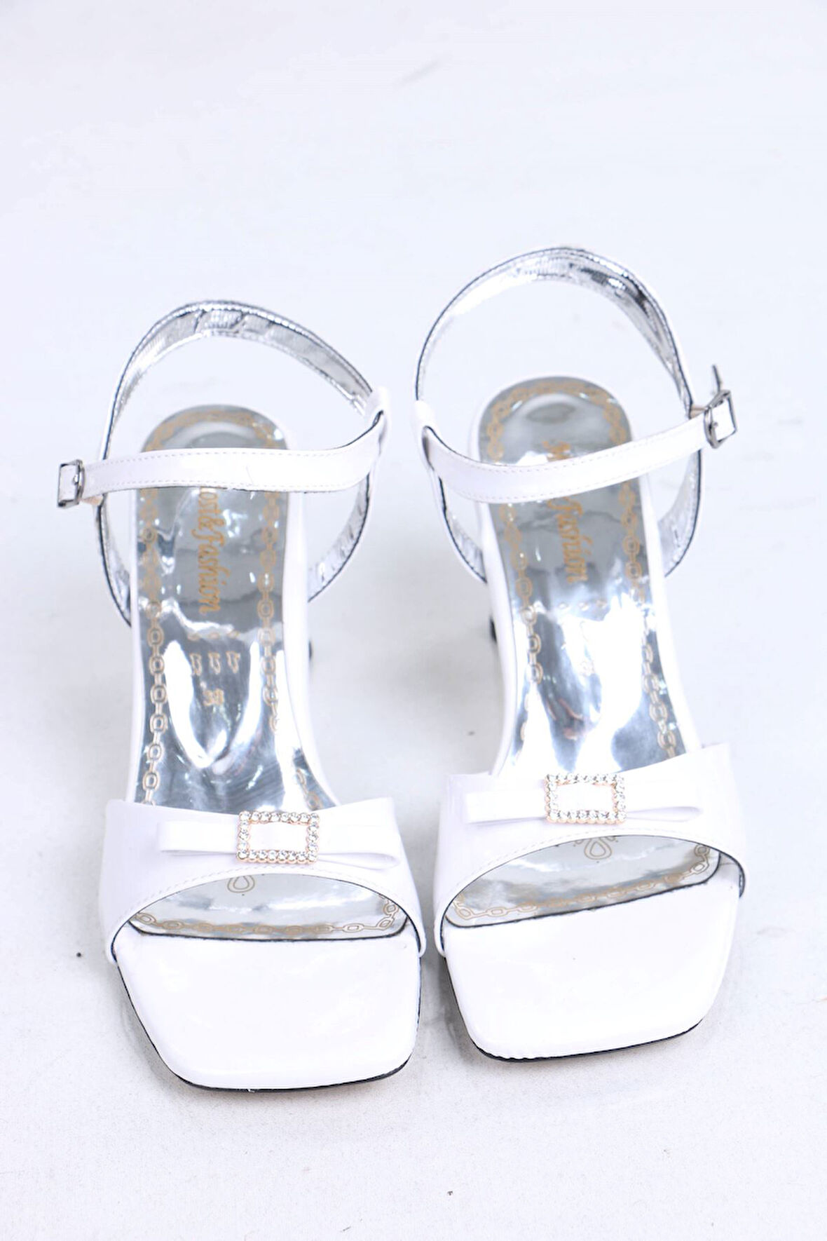 Kyle Beyaz Taşlı Rugan Topuklu Kadın Ayakkabı