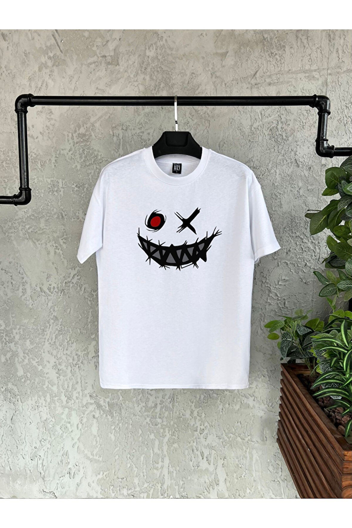 Smile Monster Baskılı Beyaz Erkek Tshirt