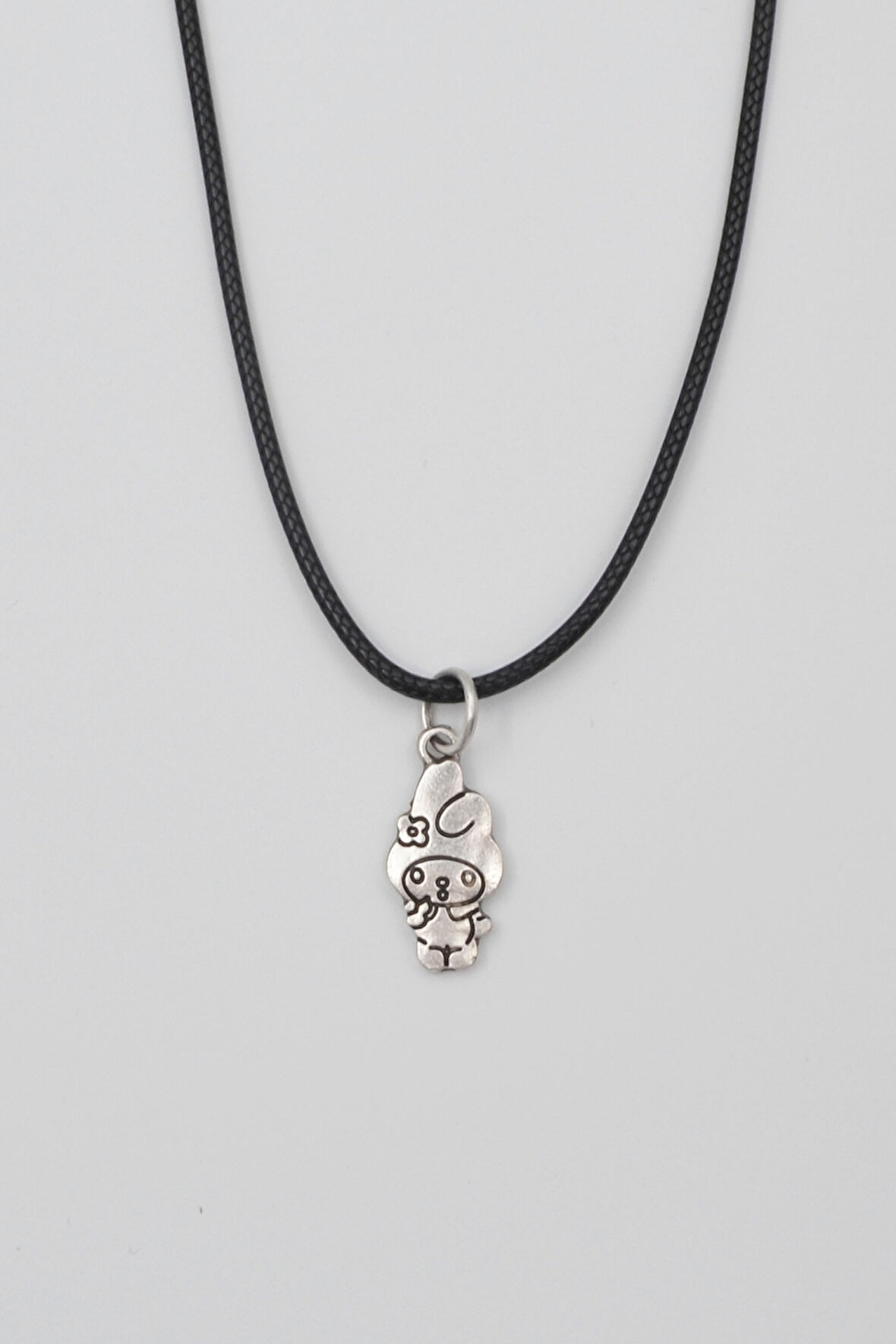 Sanrio My Melody Kolye - Sevimli PU Deri İp Zincirli Unisex Gümüş Kaplama - 60 cm