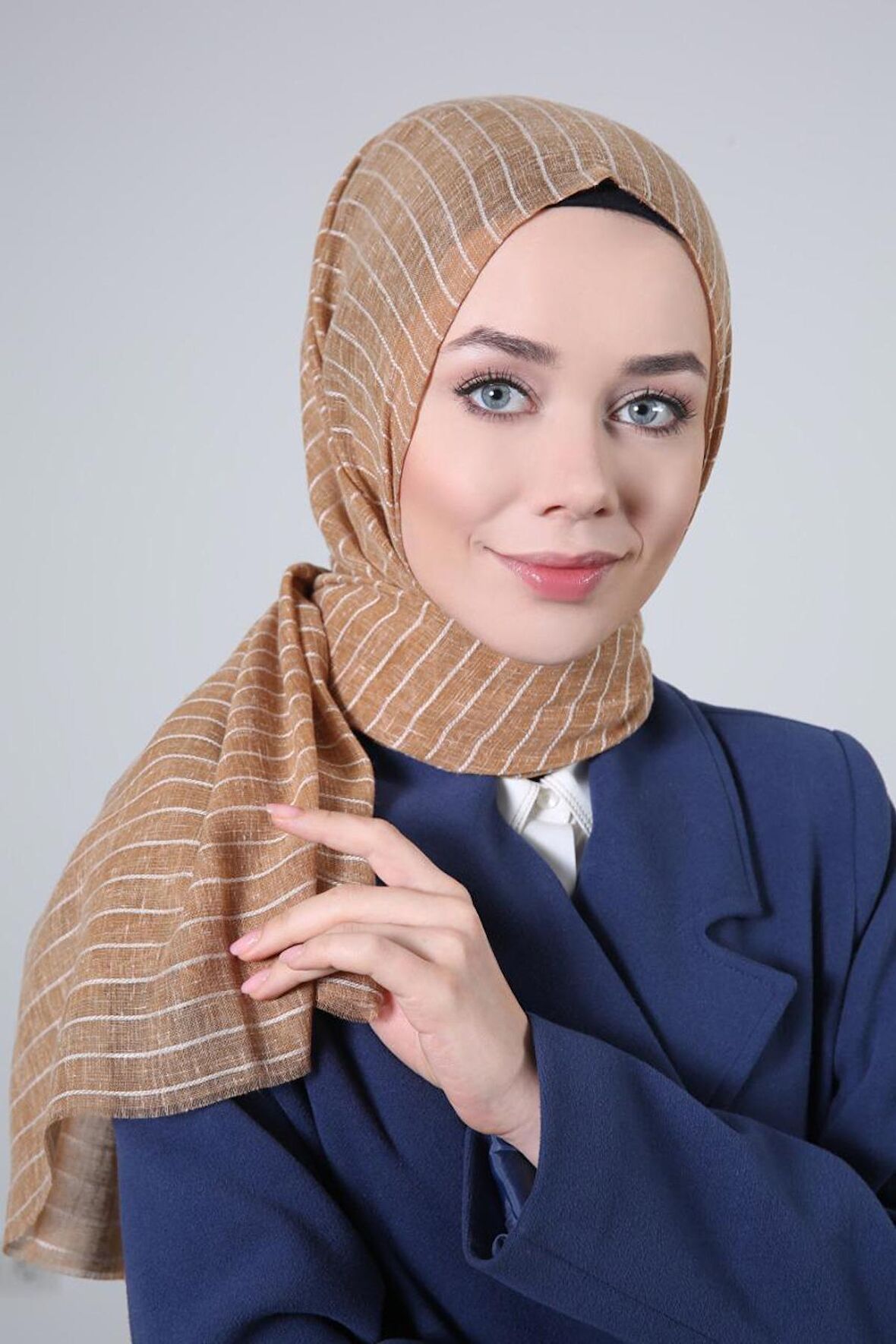 Alcan AvM Elda Şal Yeni Sezon Trend