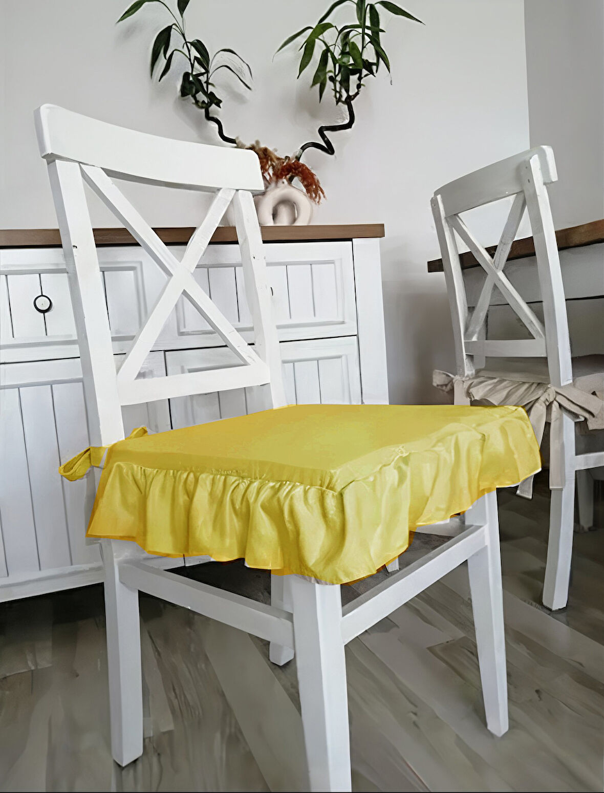 Fırfırlı Sıvı & Leke Itici Iskandinav Sandalye Minderi Güneş Sarı