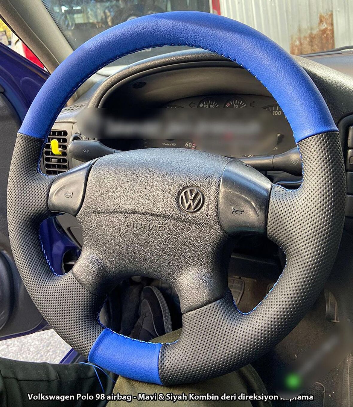 Volkswagen Polo Araca Özel Dikmeli Direksiyon Kılıfı 1998 – 2000 (nokta Mavi Deri)