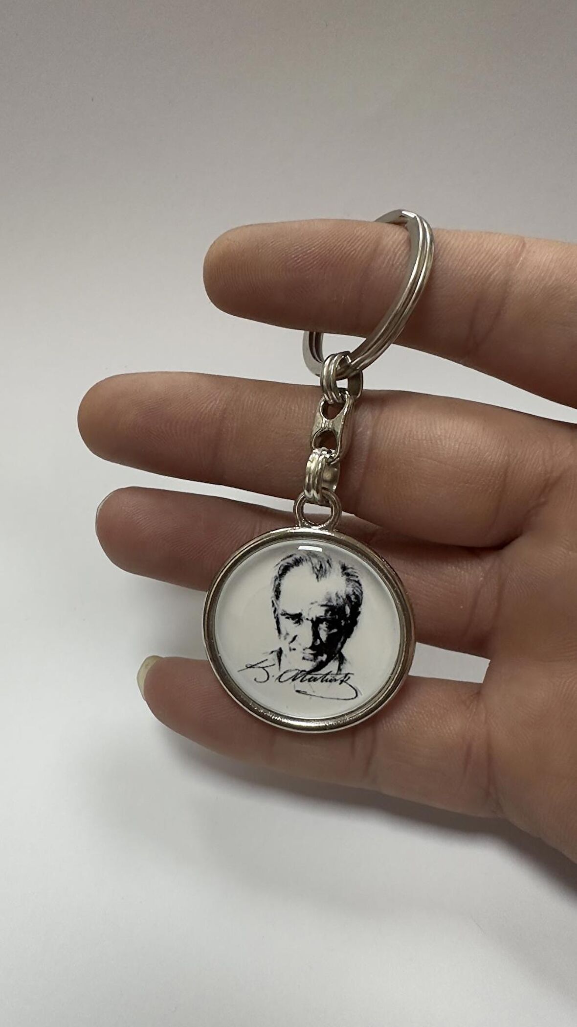 ATATÜRK Resimli Yazılı Metal Anahtarlık Çift Yönlü (1 ADET)