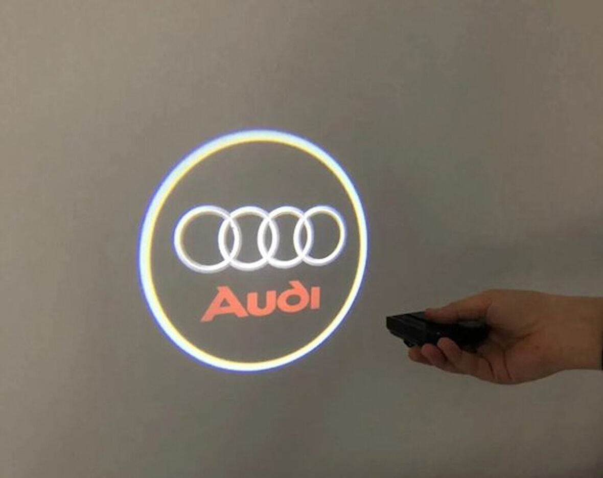 Audi 2 Adet Araçlar İçin Pilli Yapıştırmalı Mesafe Sensörlü Kapı Altı Led Logo