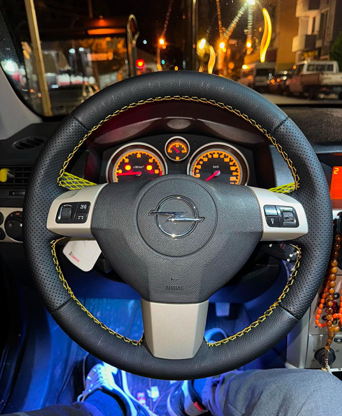 Opel Astra H Araca Özel Direksiyon Kılıfı (Orjinal Deri Sökülmesi Gerekmektedir )