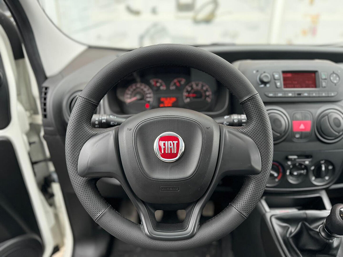 Fiat Doblo 2015-2021 Arası Araca Özel Direksiyon Kılıfı (PLASTİK DİREKSİYONLARA UYGUNDUR)