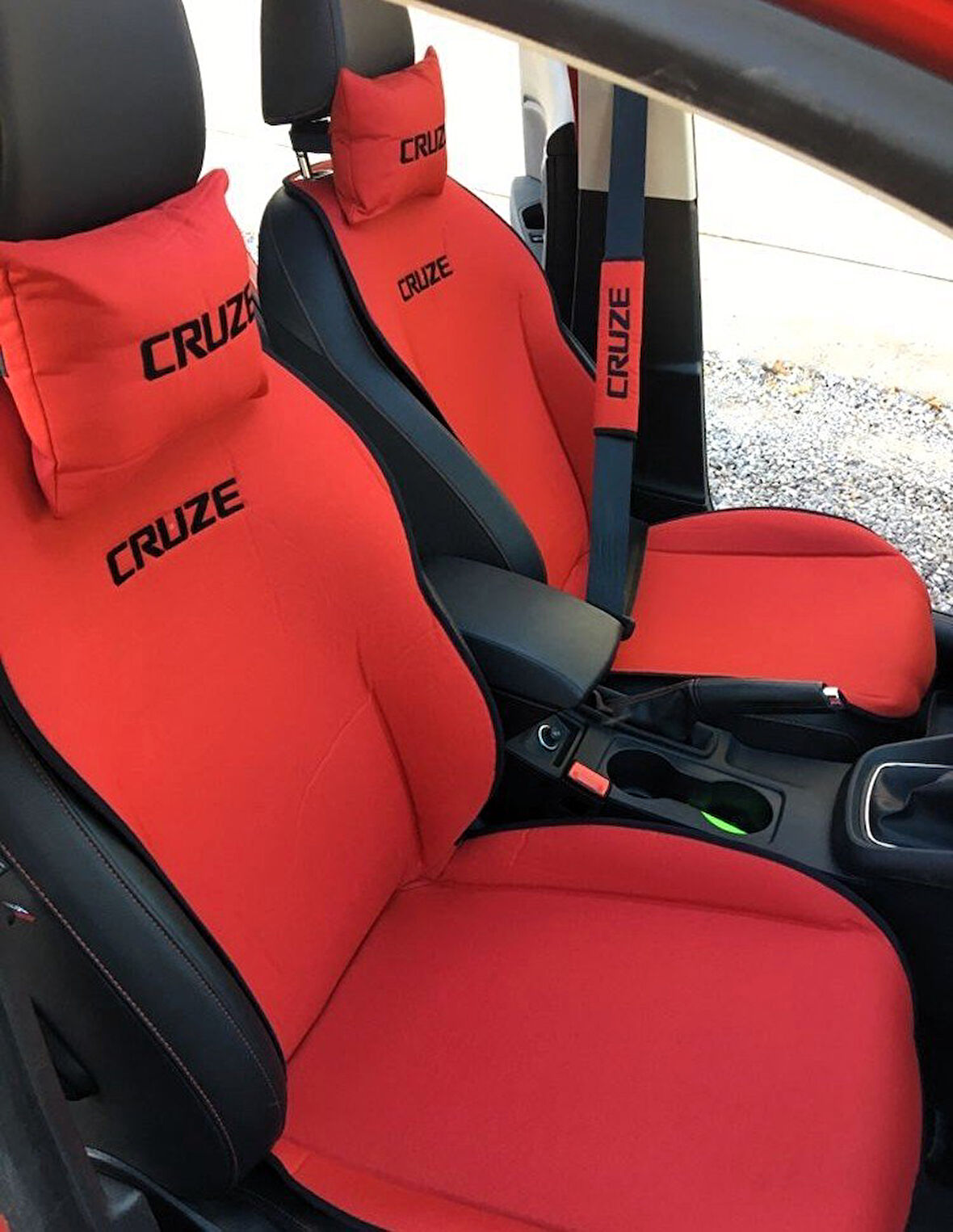 CHEVROLET CRUZE Nakışlı Ön İkili Oto Koltuk Minderi 2 Adet Boyun Yastığı 2 Adet Kemer Pedi KIRMIZI