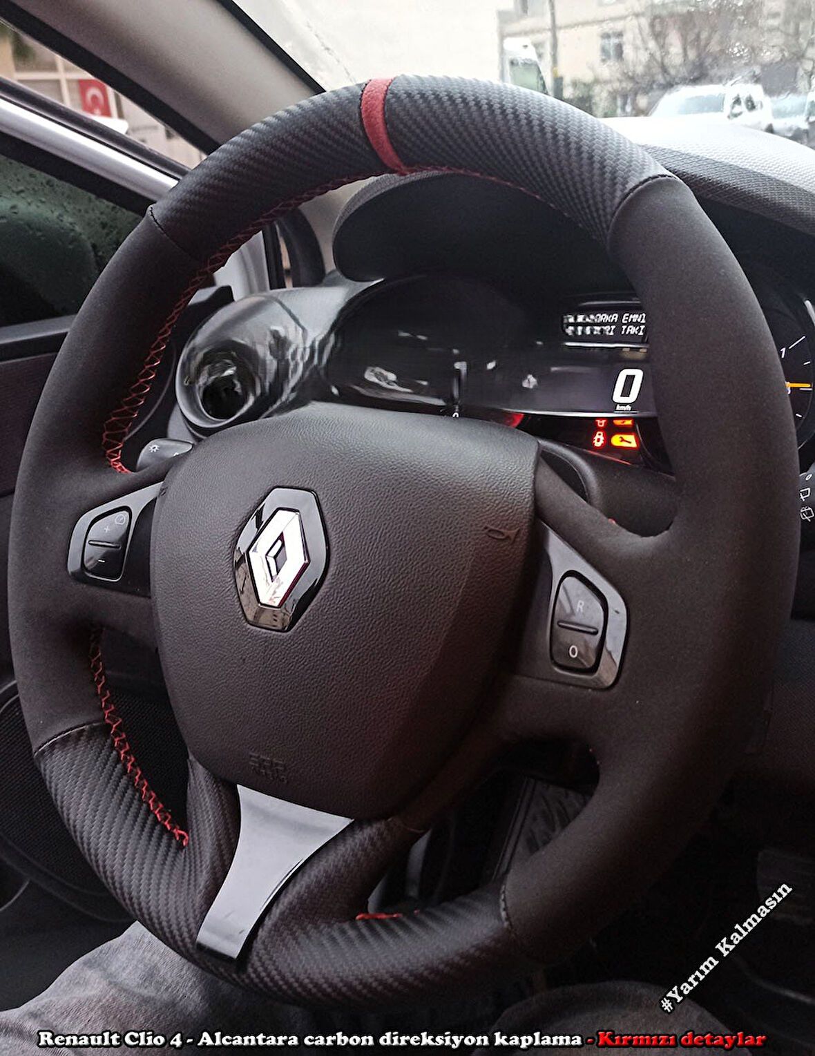 Clio 4 FAZ 1 2014-2017 Araca Özel Direksiyon Kılıfı (Makyajlı Kasalara Uyumlu Değildir)