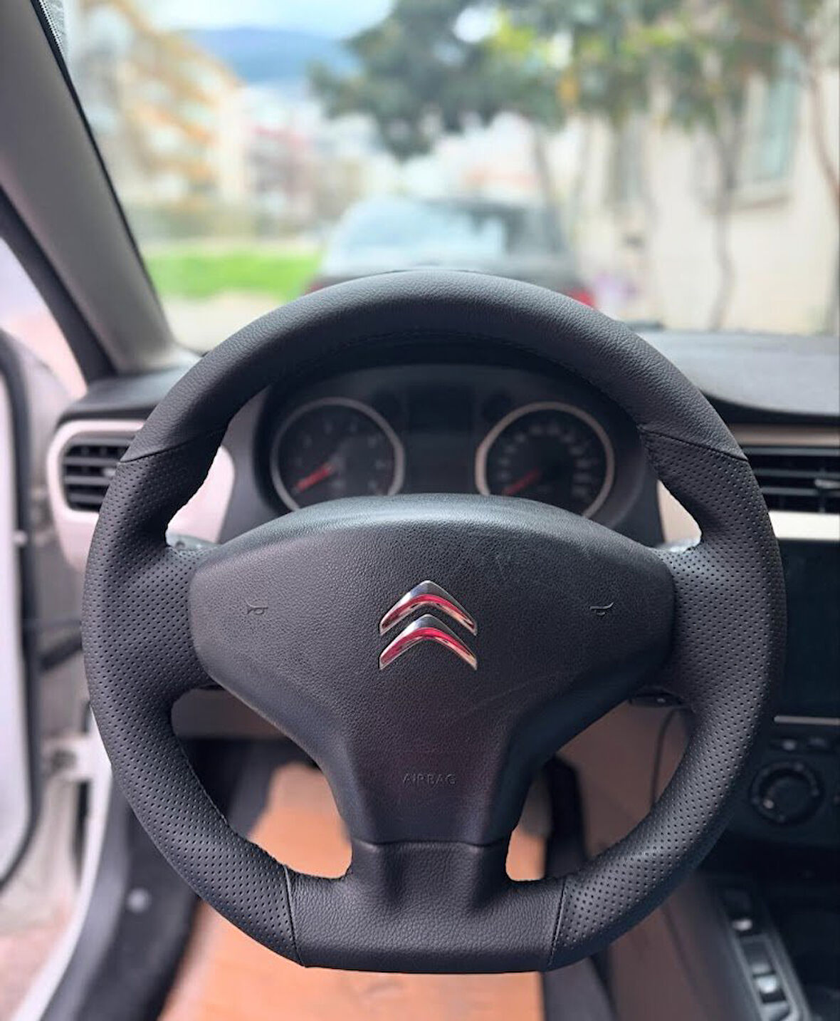 Citroën Ami Araca Özel Dikmeli Direksiyon Kılıfı