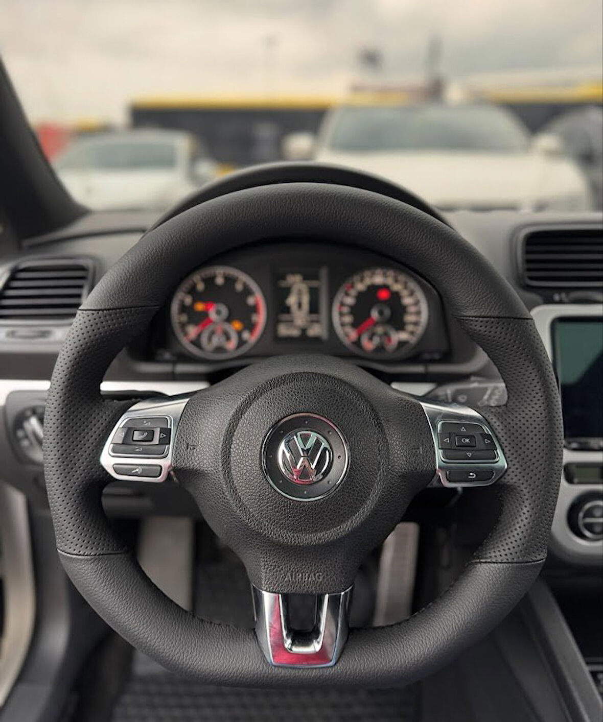 Volkswagen Scirocco 2015 Araca Özel Direksiyon Kılıfı AÇIKLAMAYI OKUYUNUZ