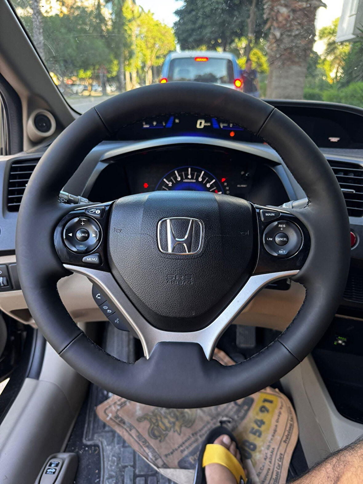 Honda Civic FB7 Araca Özgü Dikmeli Direksiyon Kılıfı BENTLEY DERİ SİYAH