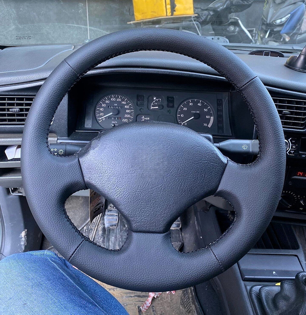 Renault 19 Araca Özel Dirsksiyon Kılıfı