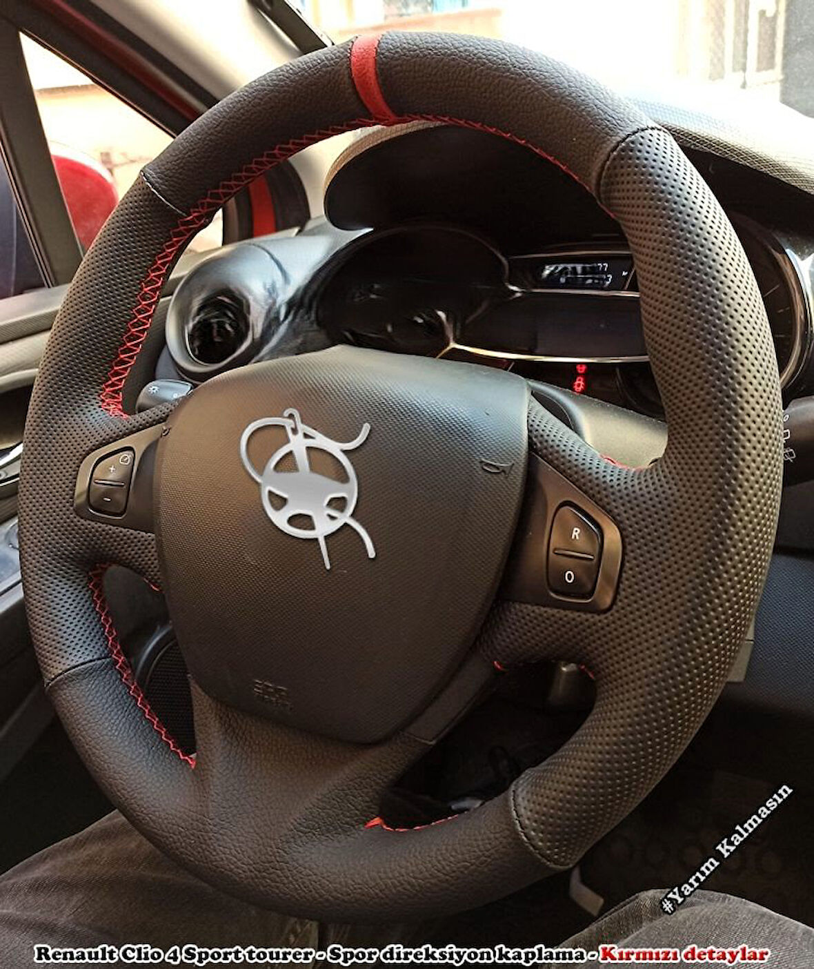 Clio 4 Faz 2 Araca Özel Direksiyon Kılıfı BOŞ DİREKSİYON NOKTA DÜZ KIRMIZI YÜZÜKLÜ