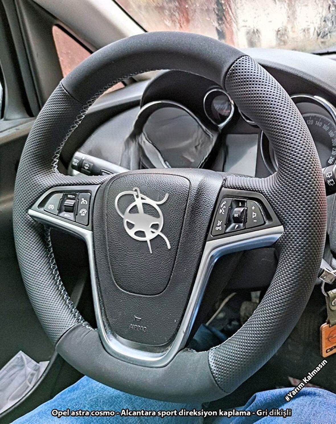 Opel Astra J Cosmo Sport Kasa  Araca Özel Direksiyon Kılıfı NOKTA NUBUK GRİ İPLİ