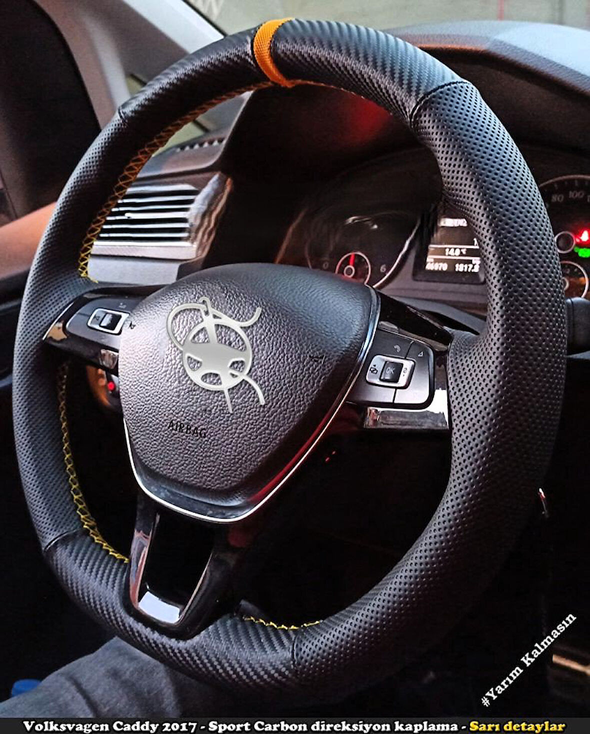 Golf 7 Jetta Passat Tiguan Polo F1 Dikmeli Araca Özel Direksiyon Kılıfı NOKTA KARBON SARI YÜZÜK