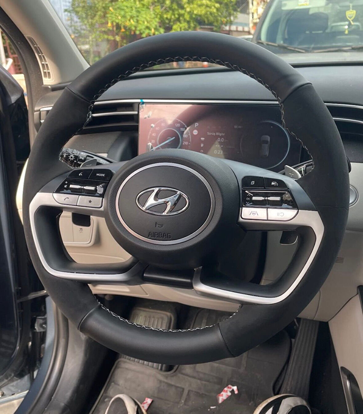 Hyundai İ20 2020-2024 Araca Özel Direksiyon Kılıfı (F1 OLMAYAN Araçlara Uyumludur)