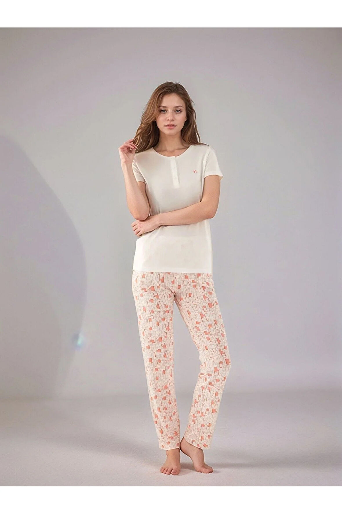 Kadın Giyim Kısa Kollu İkili Pijama Takımı LL.AR01.NE00.TT10