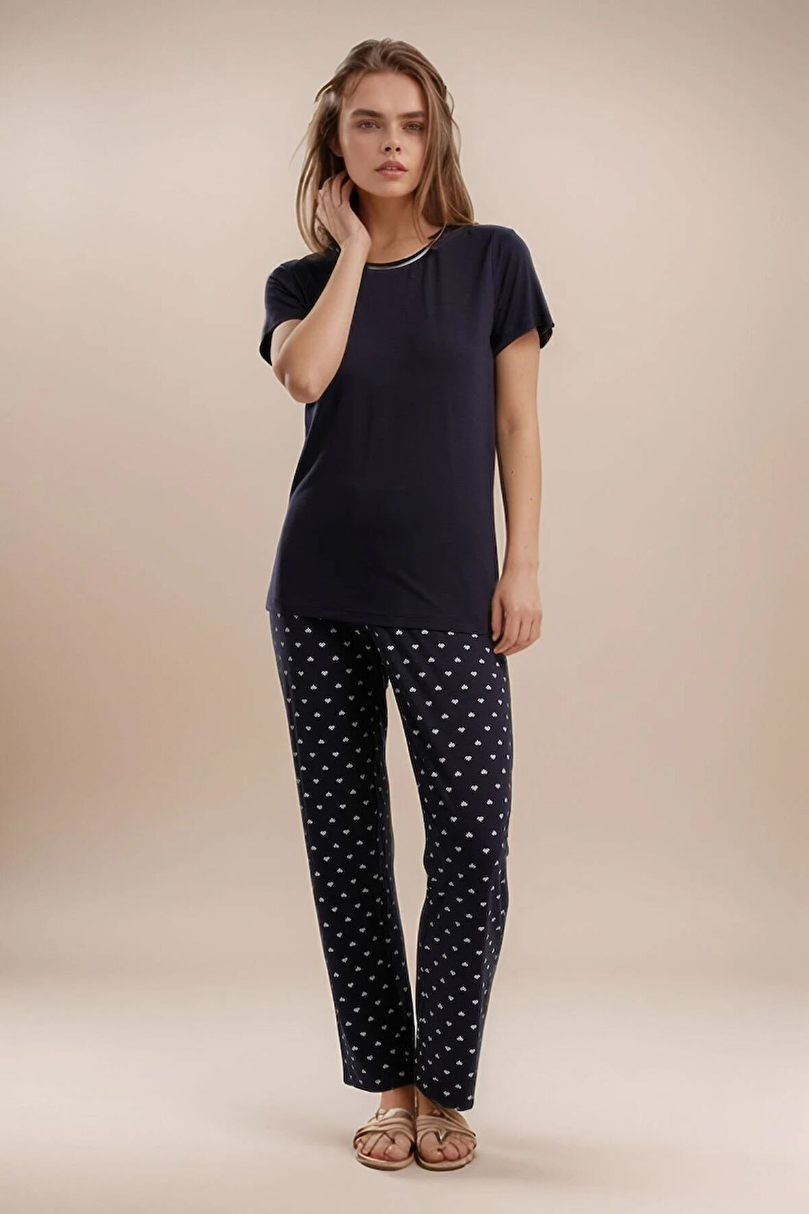 Kadın Giyim Alt & Üst İkili Puantiye Detaylı Pijama Takımı LL.AR01.NE00.TT03