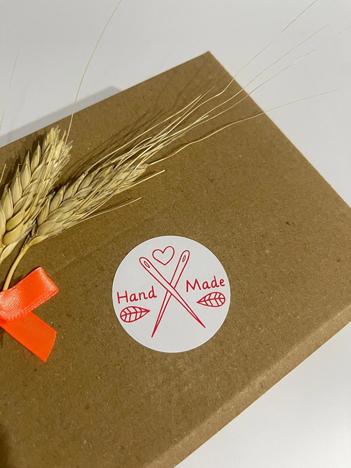 HandMade çift iğneli Yuvarlak Yapışkanlı Etiket 4x4 cm 120 adet