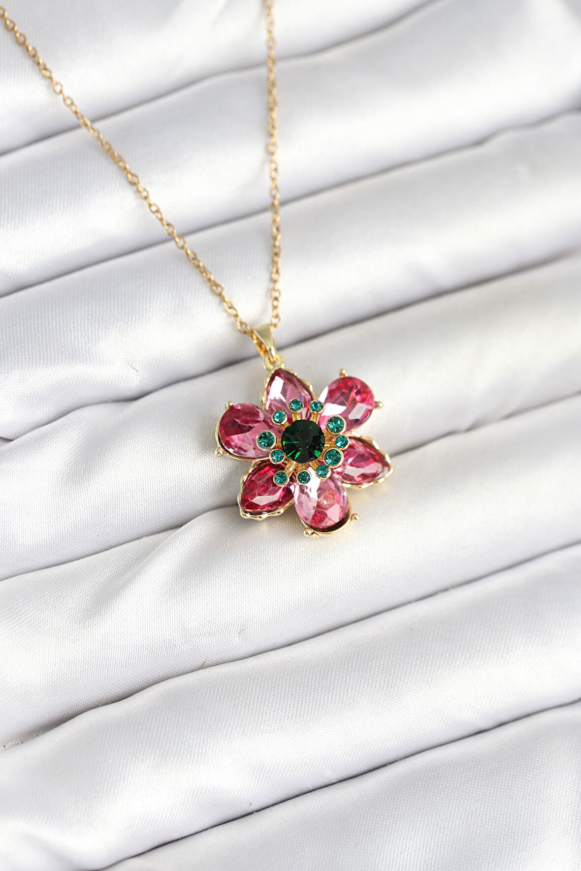 316L Çelik Zincirli Pembe Çiçek Model Kadın Kolye