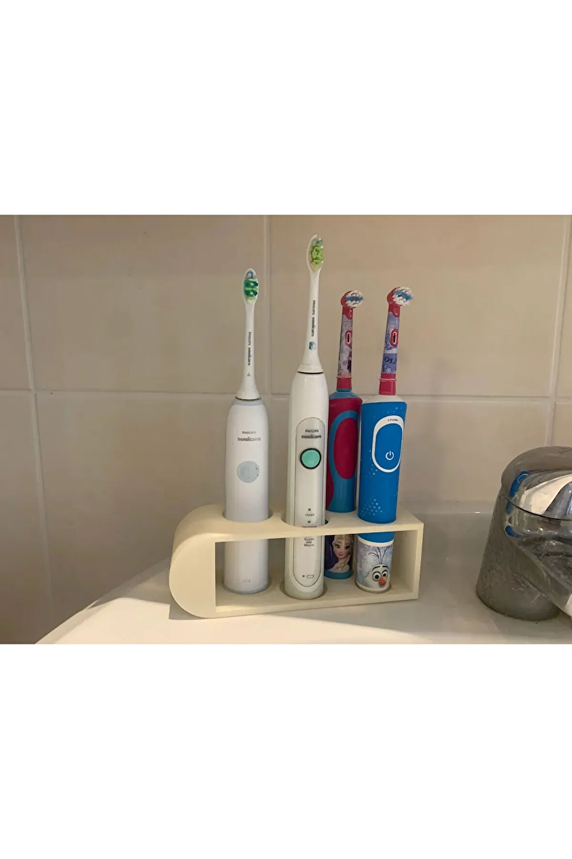 Aile için Elektrikli Diş Fırçalığı (2x Philips Sonicare + 2x Oral B) Uyumlu