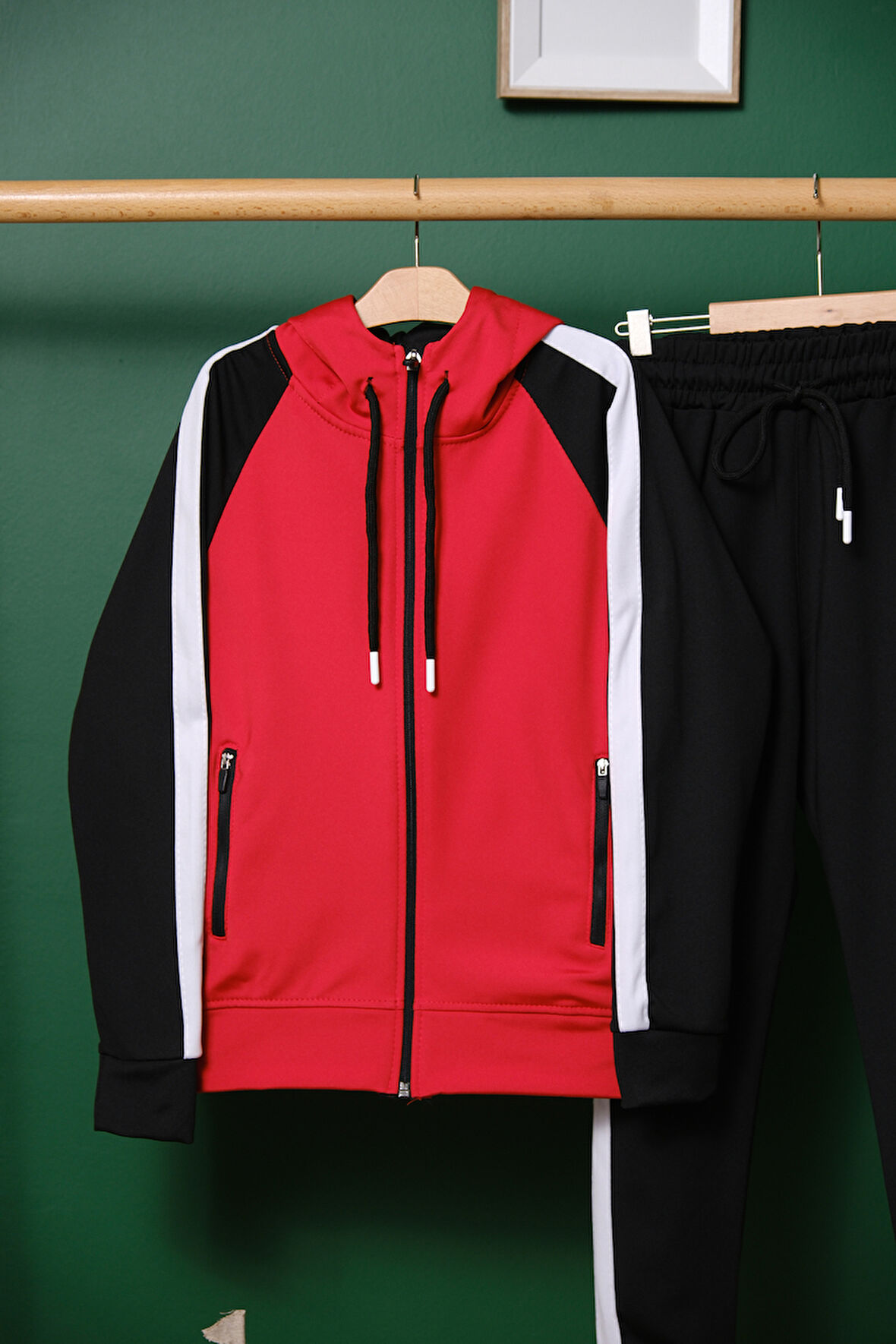 Unisex Şerit Detaylı Kapüşonlu Çocuk Eşofman Takımı