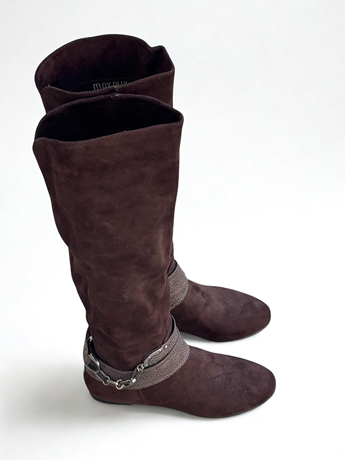 Kadın Nubuk Toka Detaylı Çizme(Dar Kalıp 1 Beden Büyük Alınız)