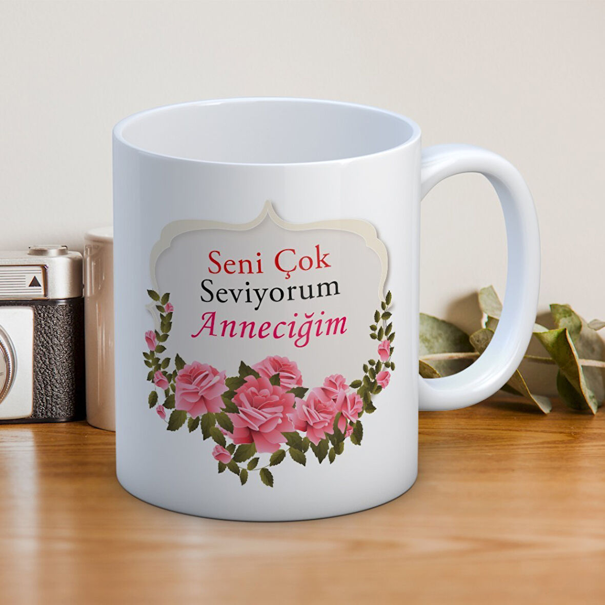 Seni Çok Seviyorum Anneciğim Baskılı Anneler Günü Hediyelik Kupa Mod3