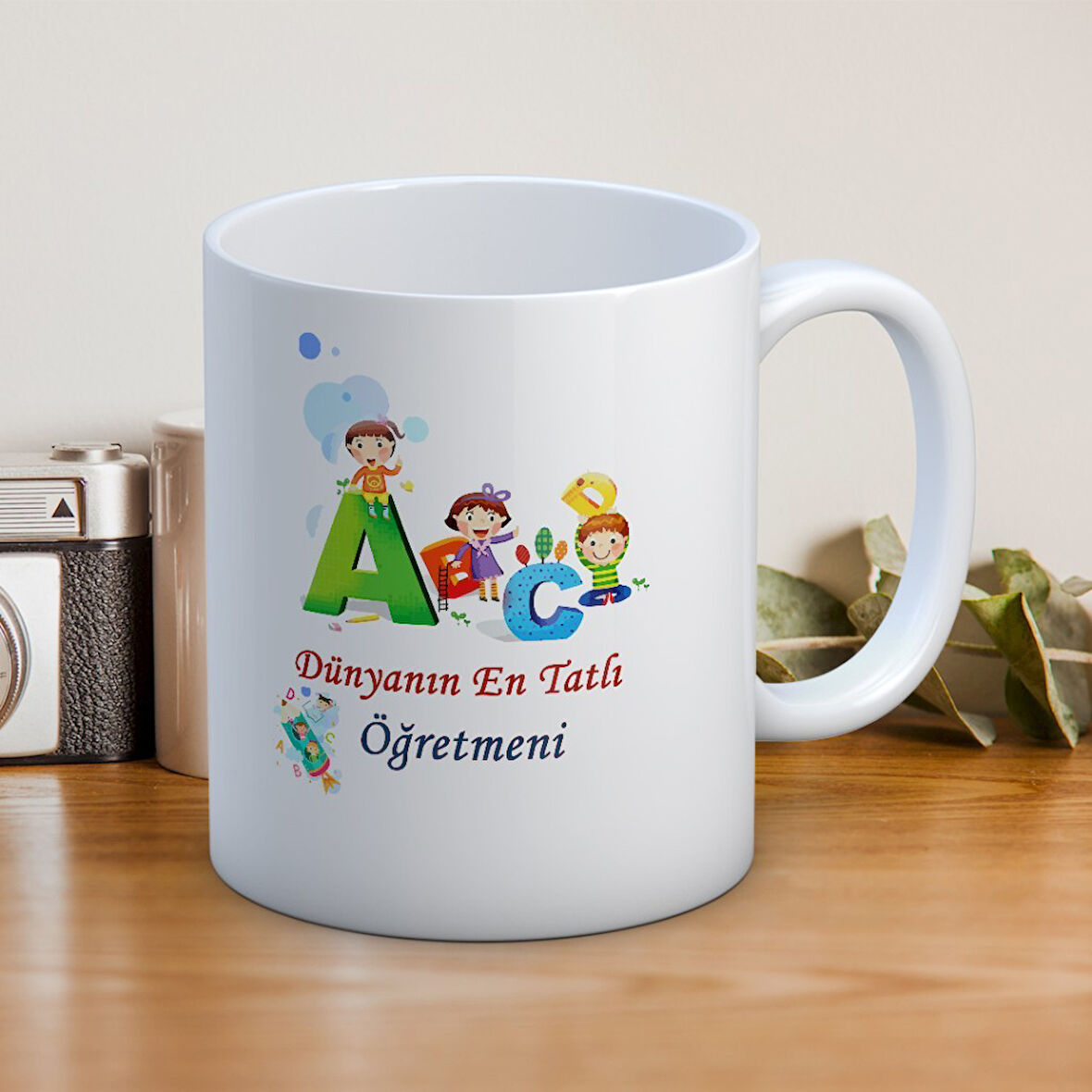 Öğretmenler Günü Hediyesi | “Dünyanın En Tatlı Öğretmeni” Temalı Kupa