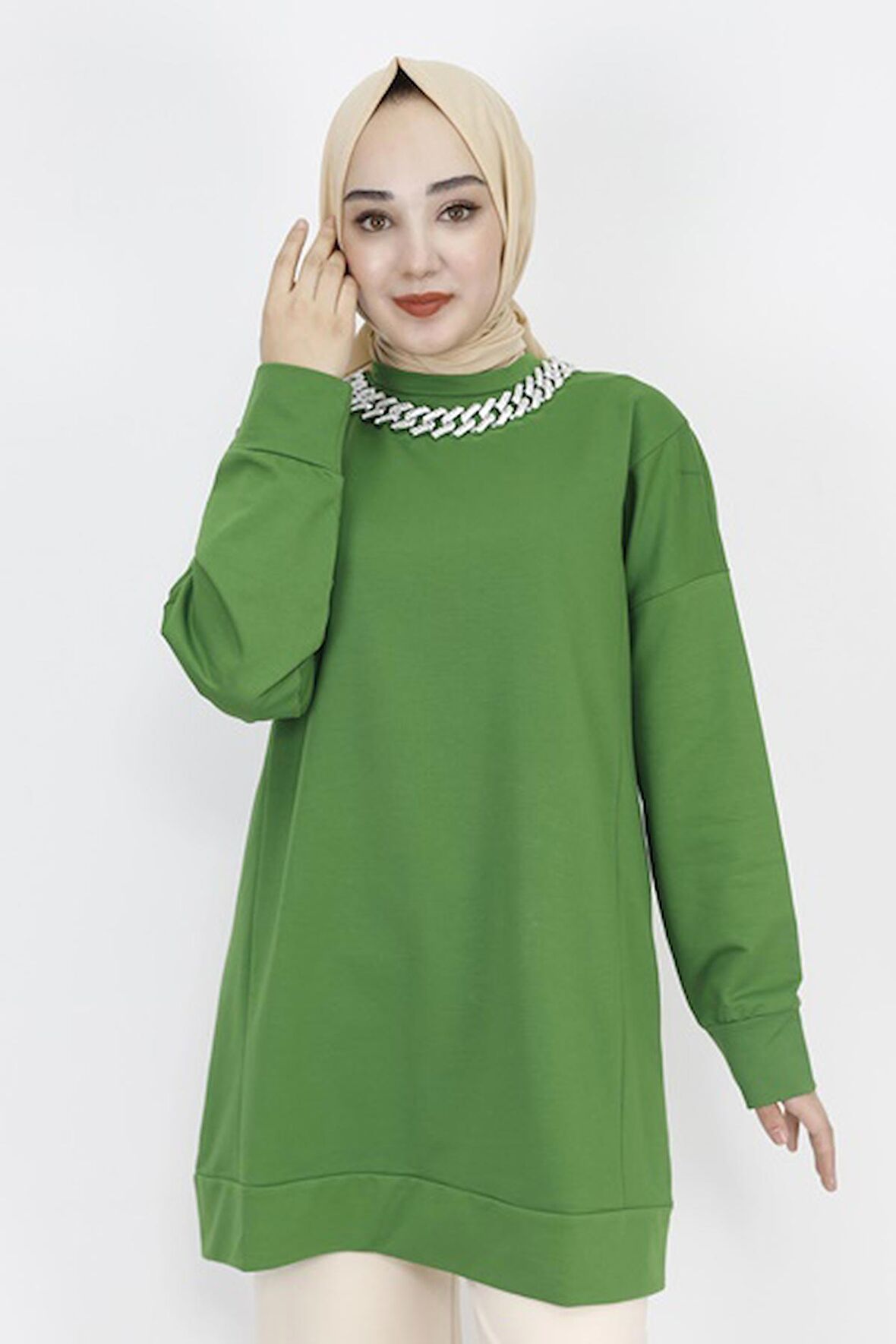 Zincir Kolye Detaylı 2 İp Kumaş Sweatshirt