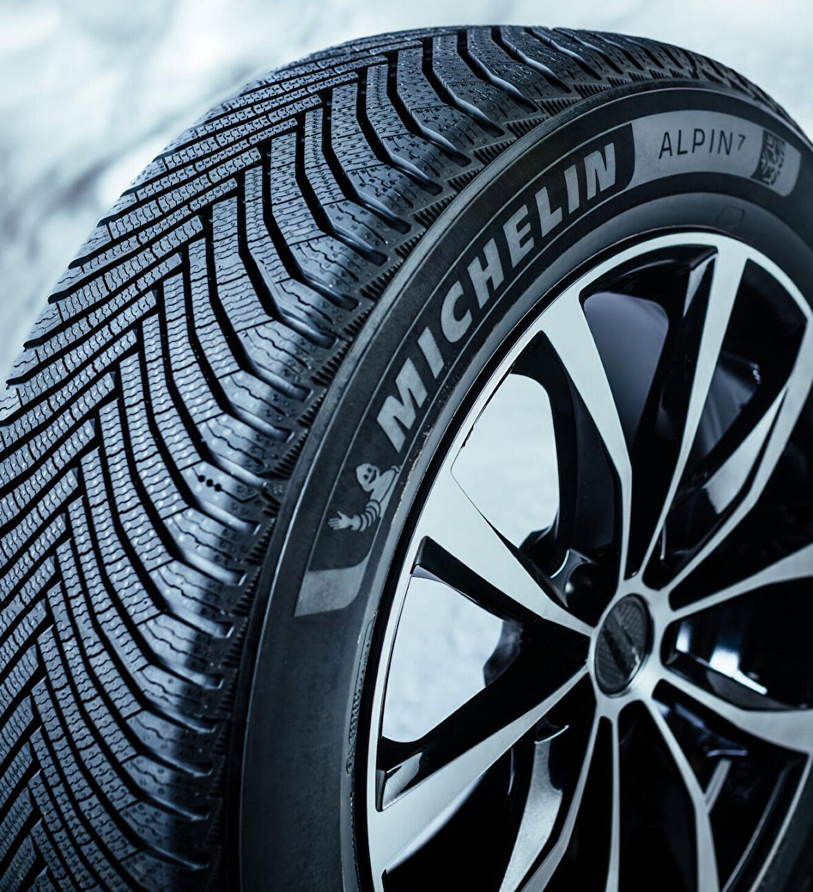 215/60R17 96H ALPIN 7 MICHELIN (KIŞ)