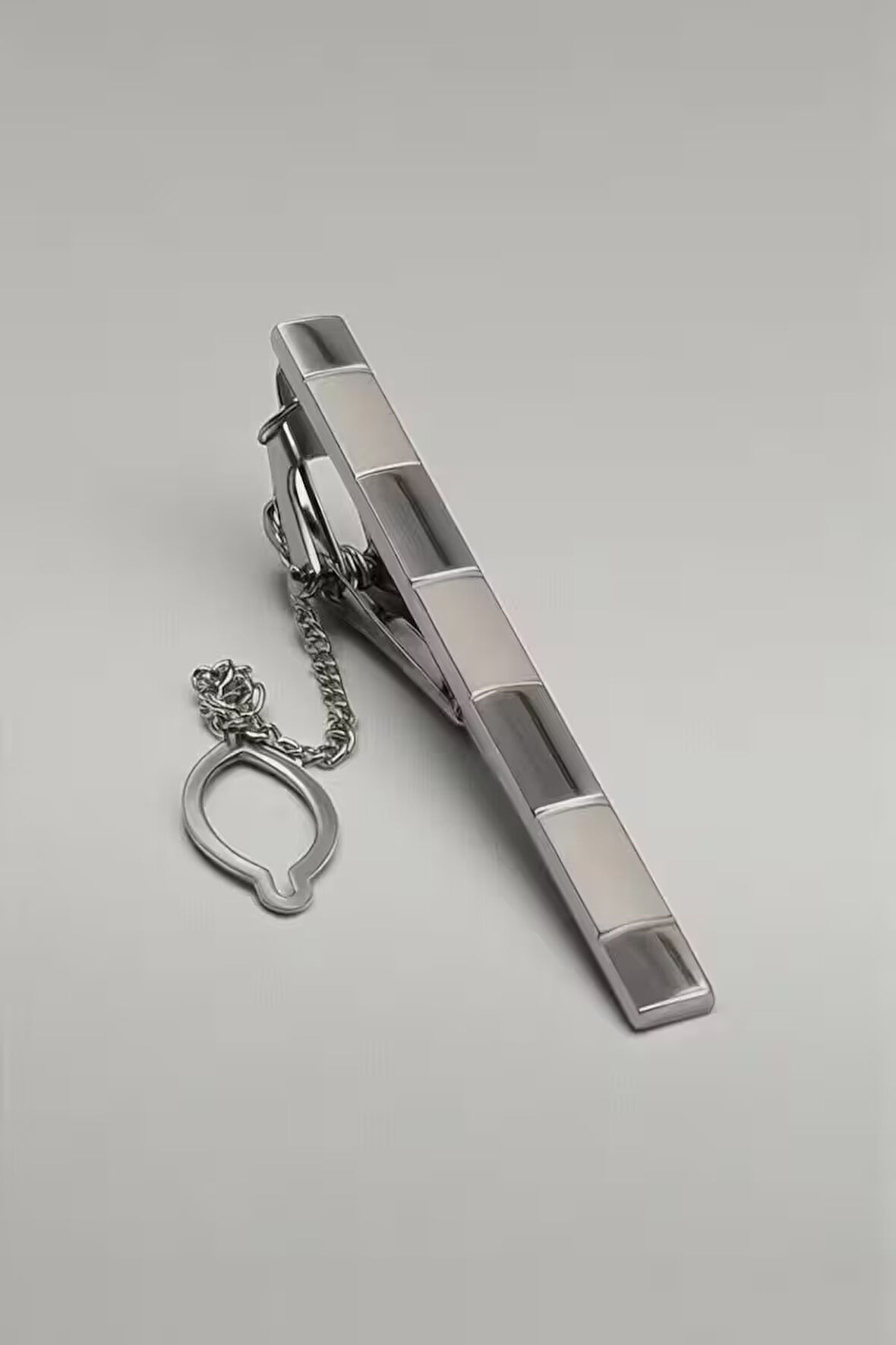 Zincirli Damalı Kravat İğnesi