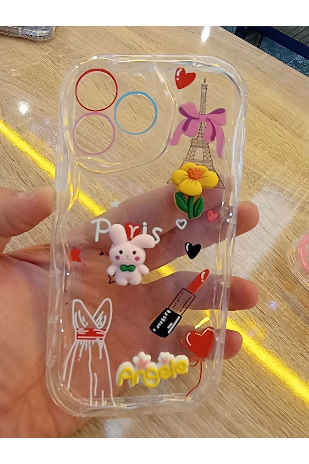 İPhone 14 Pro Max Uyumlu Özel Tasarım Kılıf Figürlü Üzeri Kabartma Kapak