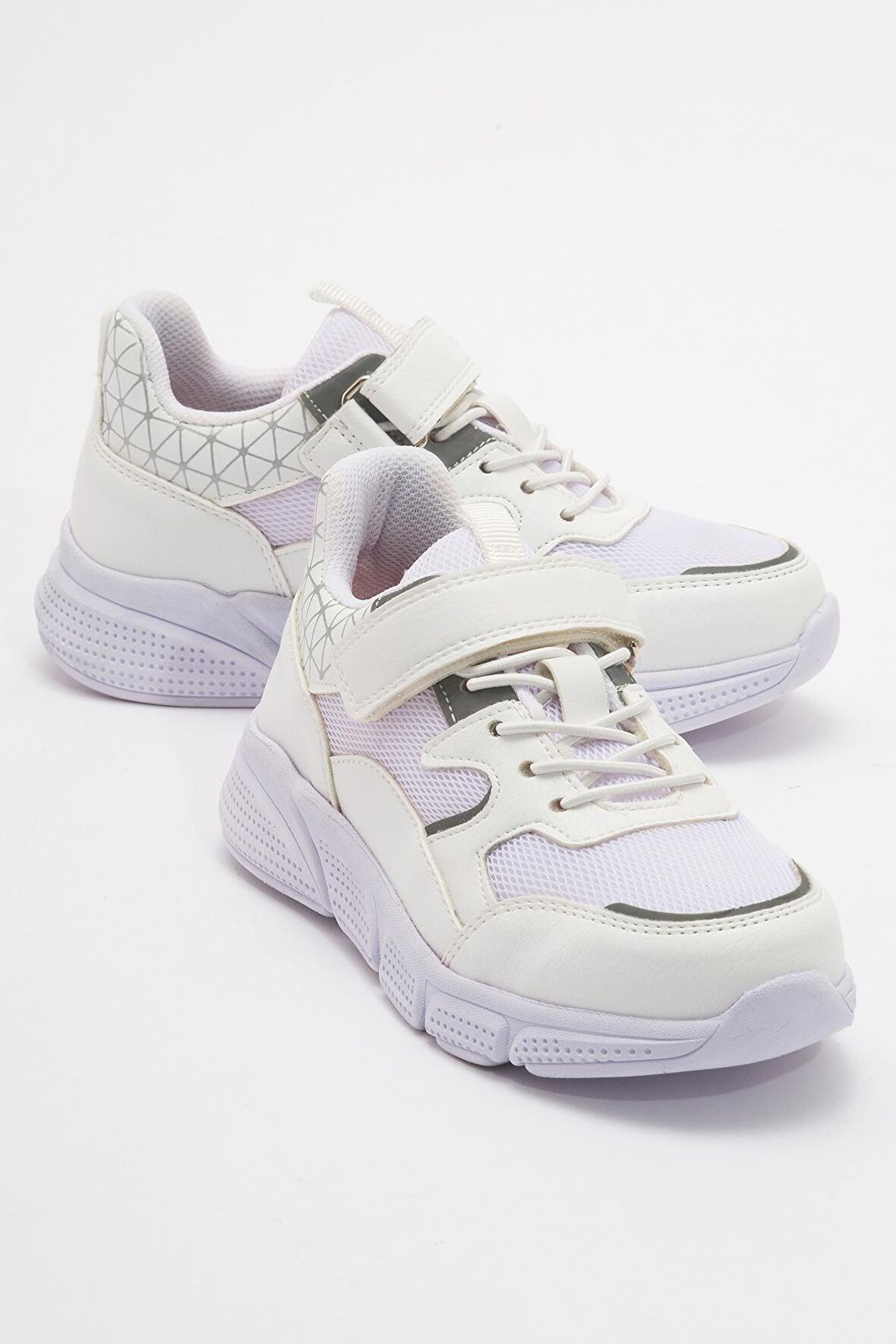 mnpc Unisex Çocuk Beyaz Günlük Spor Ayakkabı