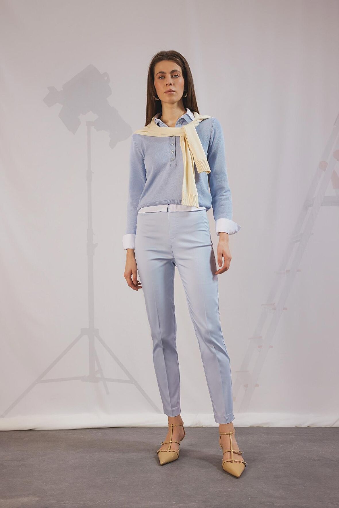 DeFacto Sigaret Saten Kumaş Pantolon Normal Bel Basic Düz Beli Lastikli Düz Paça J8743AZ25SMPR307