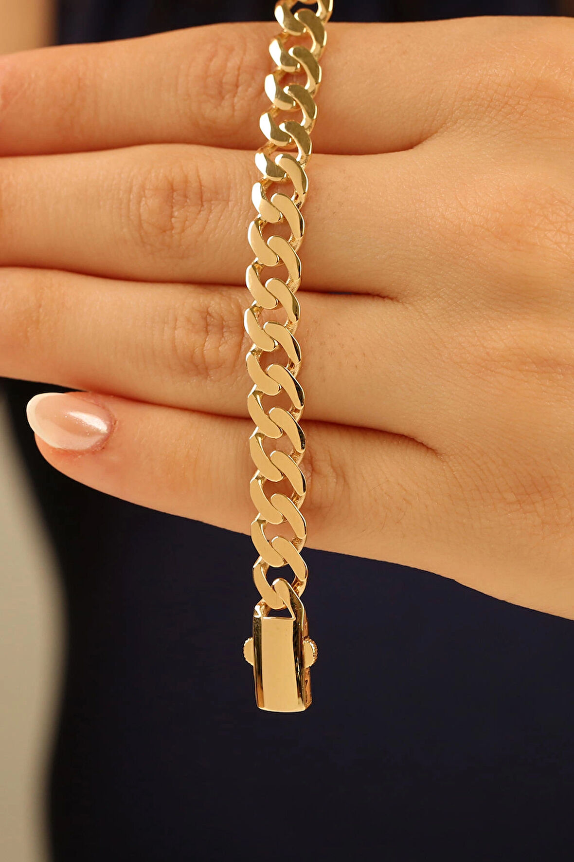 14 Ayar 7mm Taşsız Gurmet Altın Bileklik