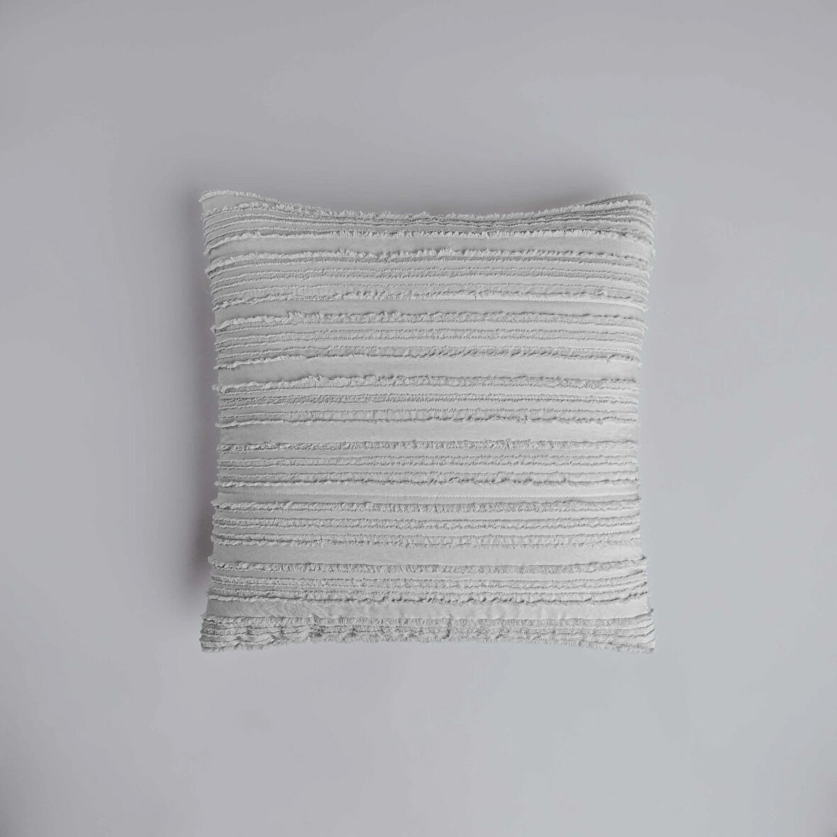 Linens Gorgeous 50x50 cm Kırlent Kılıfı Gri