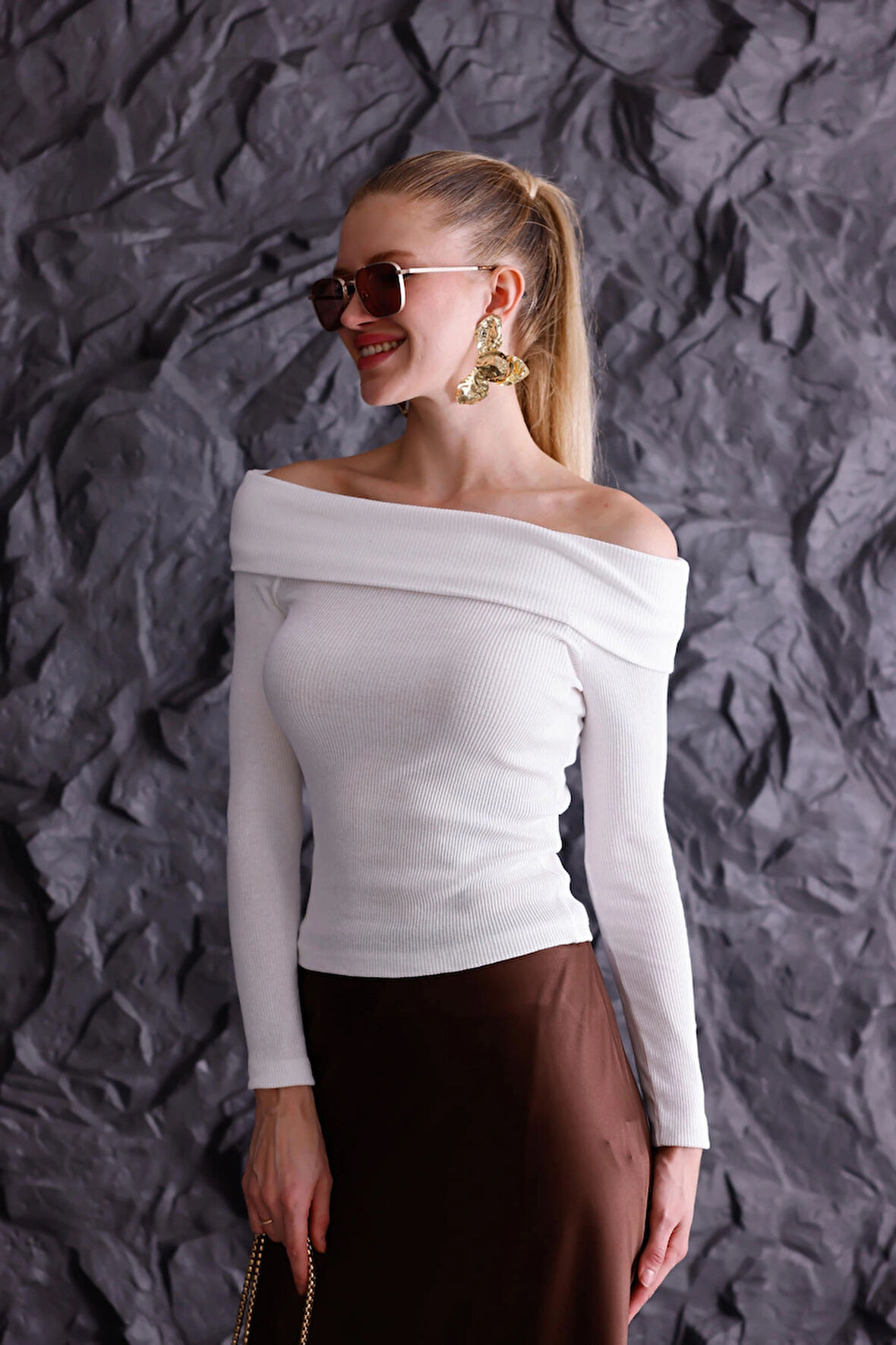 Madonna Yaka Uzun Kollu Fitilli Kadın Bluz