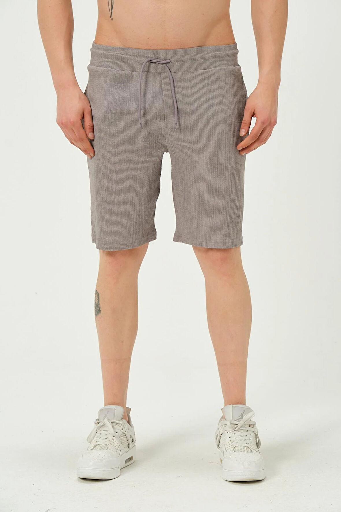 Erkek Crinkle Kumaş Regular Fit Şort Gri