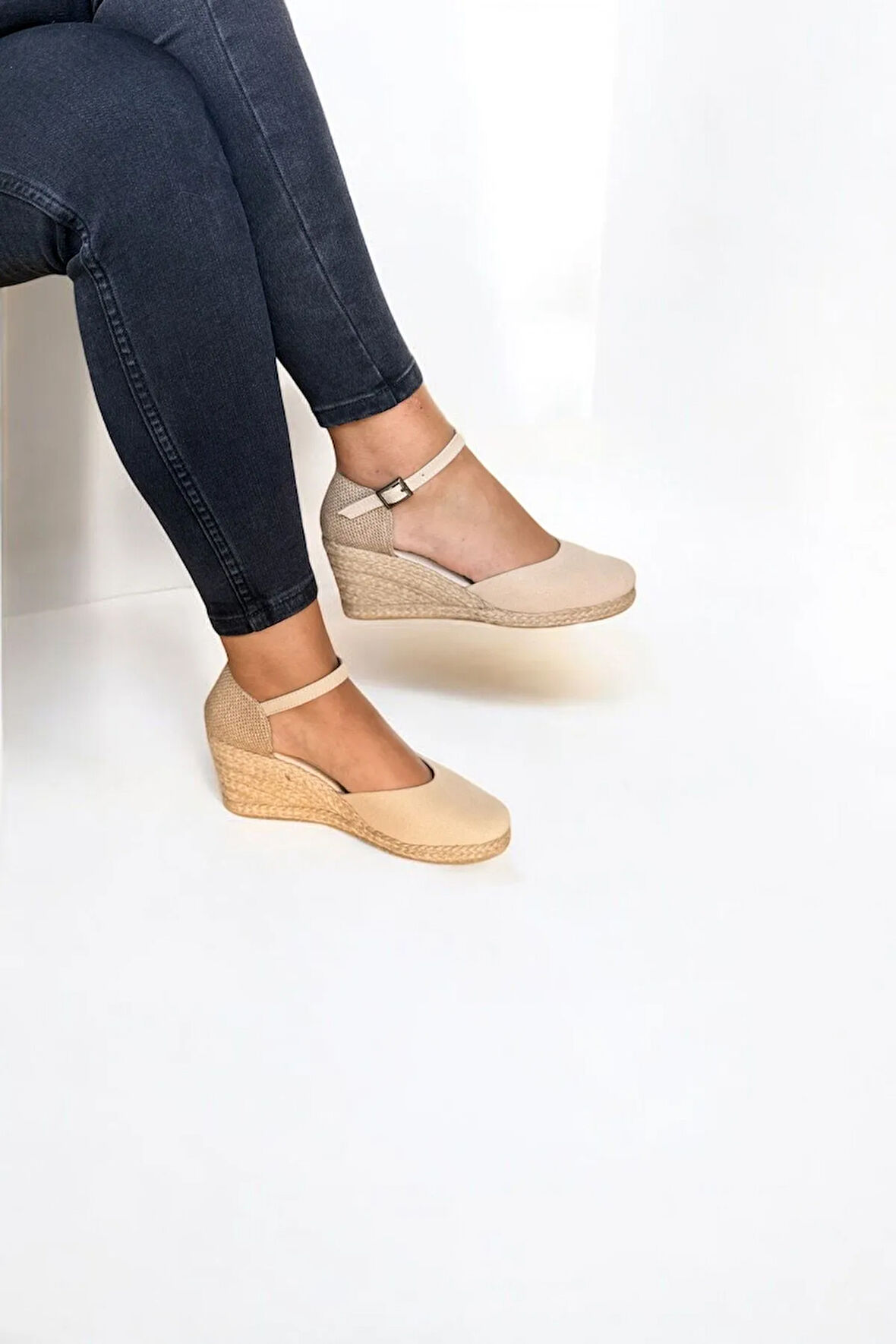 Kadın Keten Dolgu Topuk Espadril – Arkası Hasırlı Yazlık Sandalet