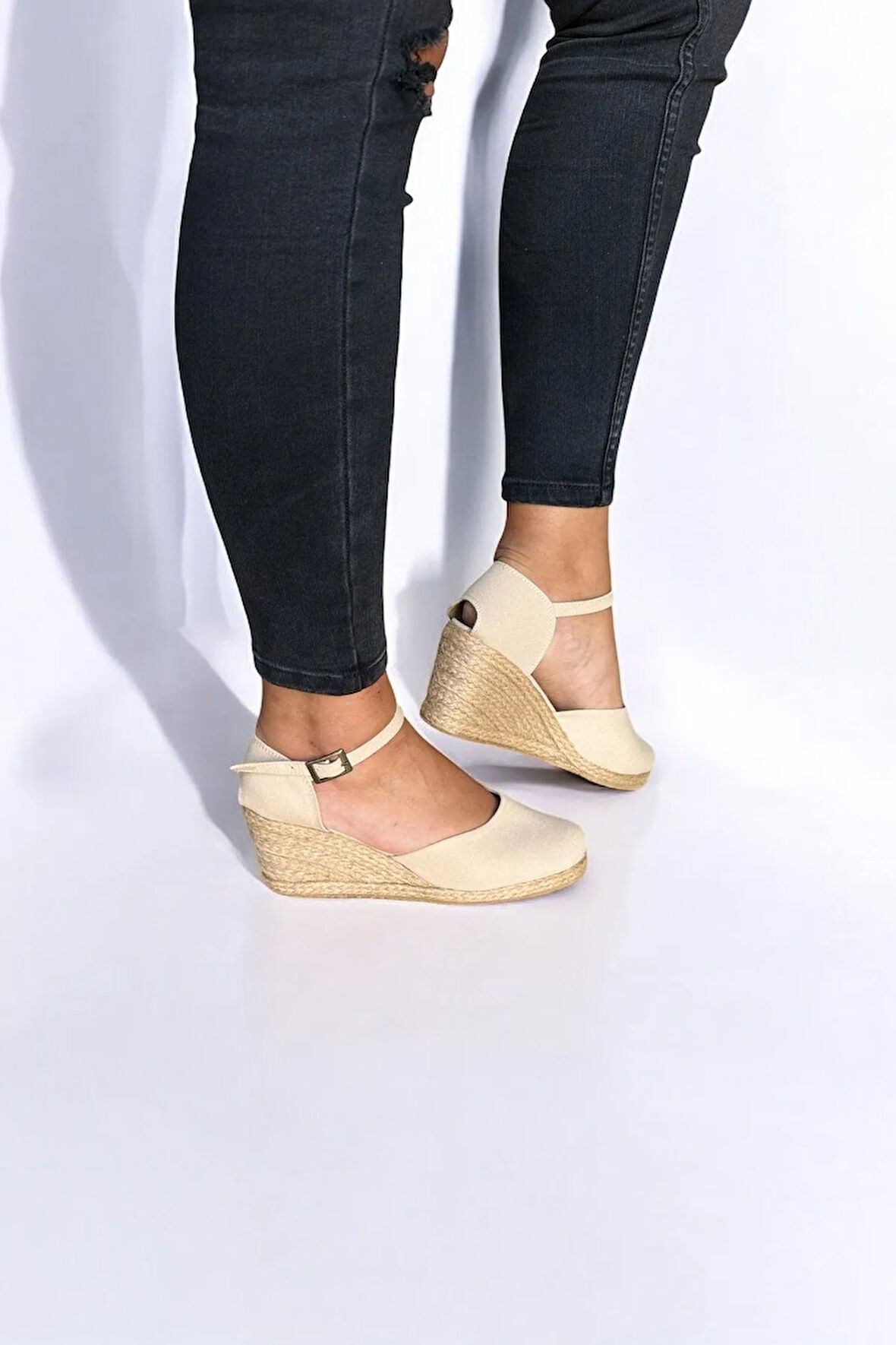 Kadın Espadril Sandalet – Keten Kumaş, Dolgu Topuk, Açık Topuk