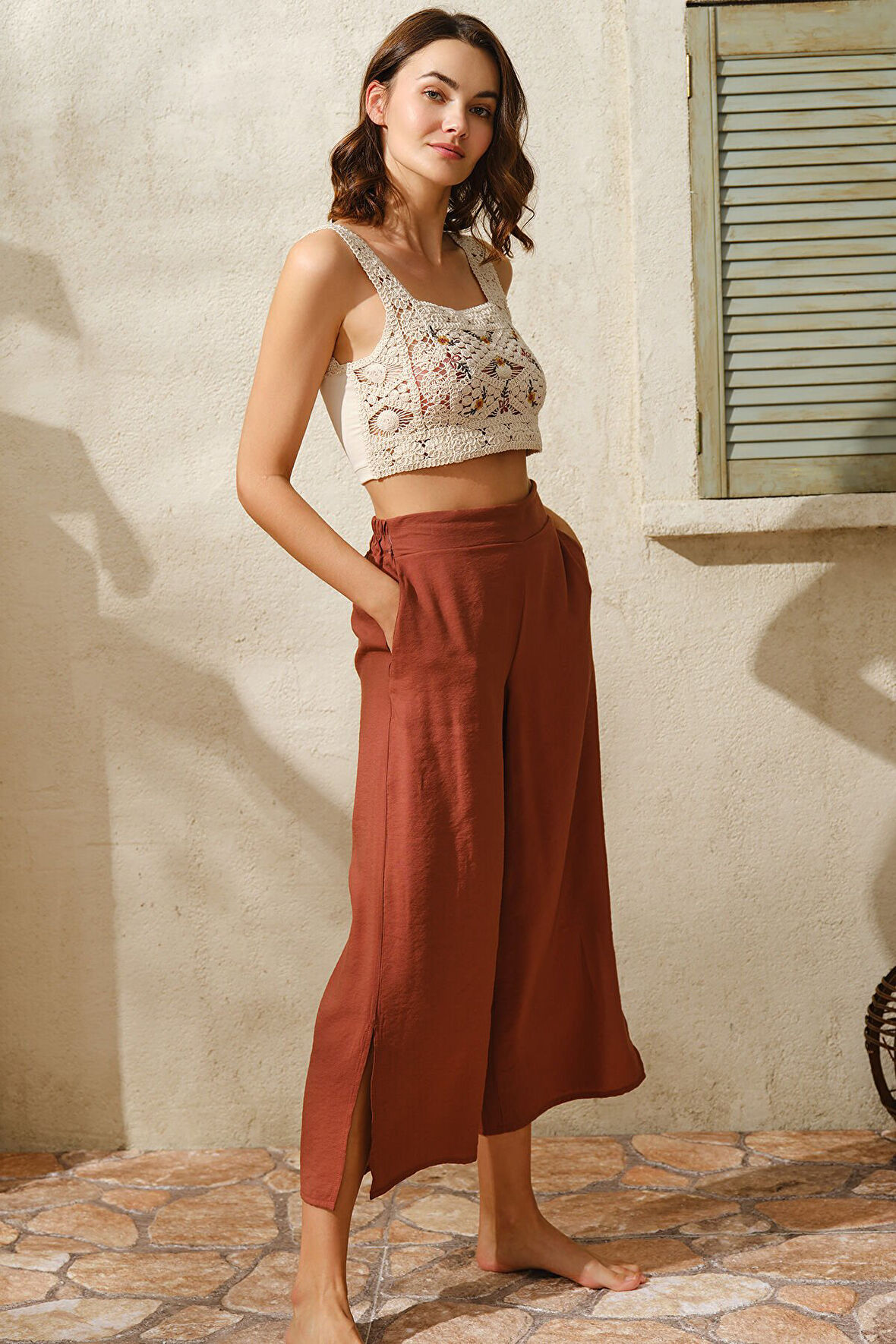 Kadın Sıfır Kol Oyuk U Yaka Cotton Düz Yazlık Uzun Dantel Detaylı Pijama Takımı