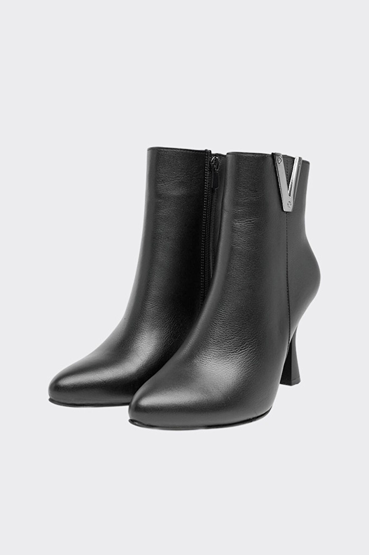 Klasik Hakiki Deri Fermuarlı Kadın Bot