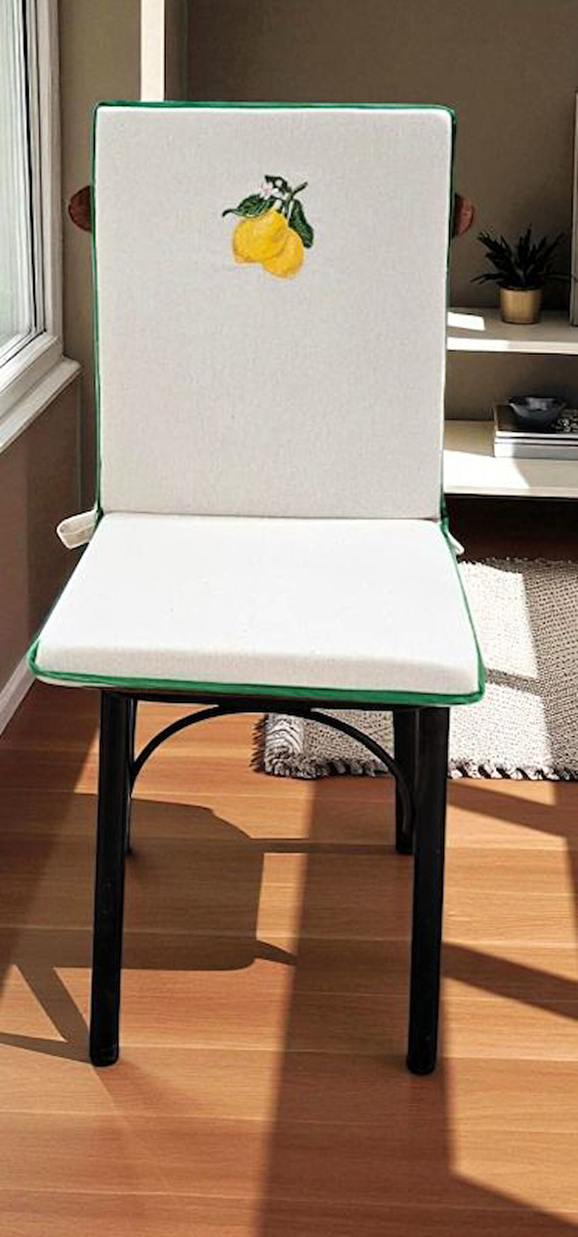 LİMON NAKIŞLI BULDAN KETENİ ARKALIKLI FERMUARLI  SANDALYE MİNDERİ