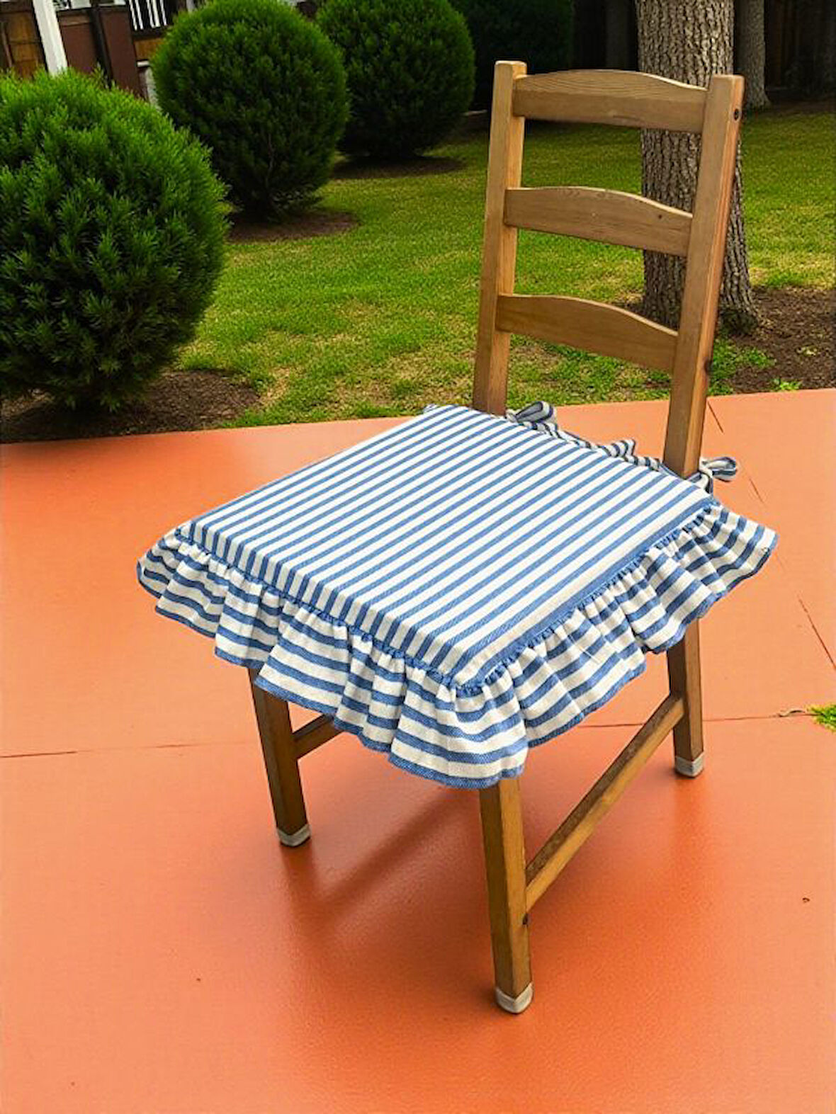 MAVİ ÇİZGİLİ BULDAN YIKANMIS KETEN 4 TARAFI FIRFIRLI SANDALYE MİNDERİ